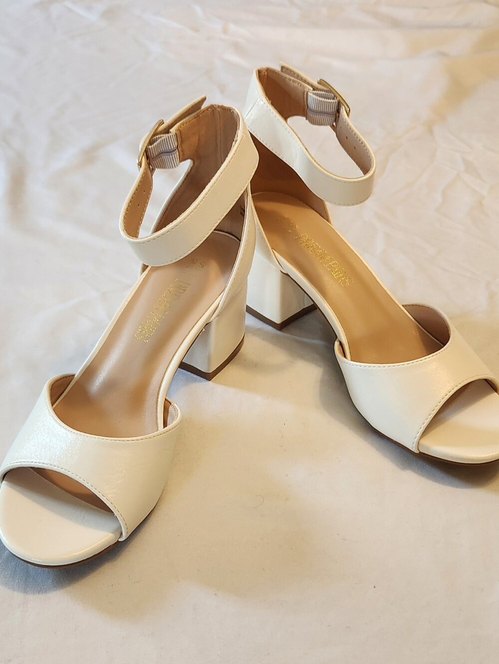 Women White Chunky Block Heel Open Toe Ankle Strap Buckle Comfy Heel Sandal, 5.5